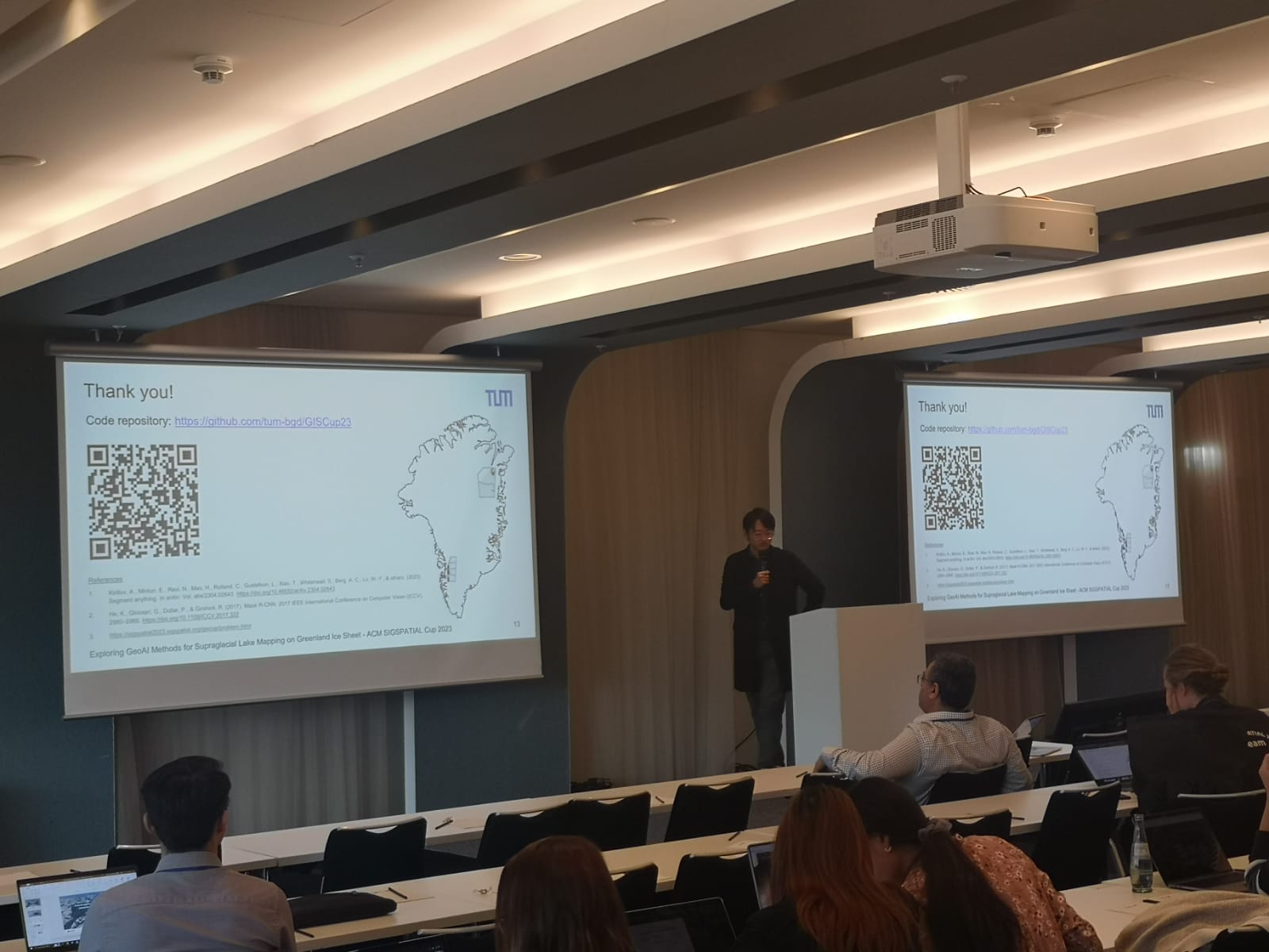 Xuanshu Luo presenting our results at SIGSPATIAL 2023